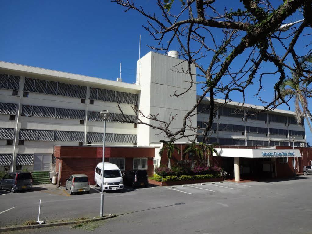 Motobu Green Park And Golf Course Buitenkant foto